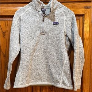 Patagonia Heathered Gray Fleece Pullover